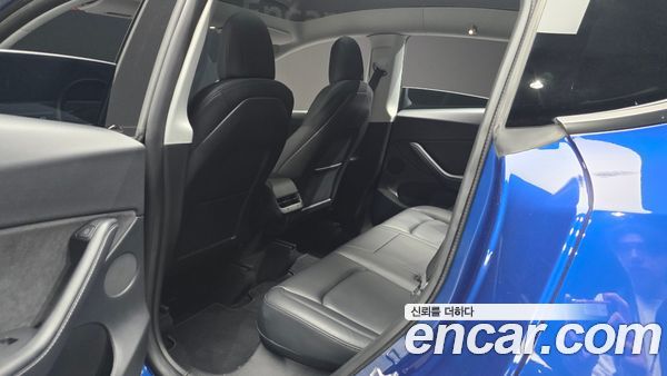 Tesla Model Y 2021, фото 16