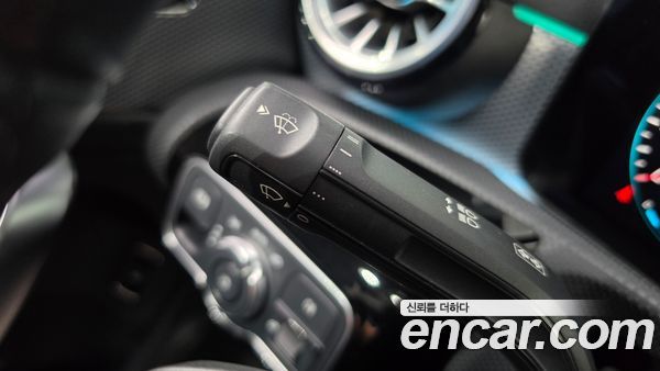 Mercedes-Benz A-Class 2022, фото 26