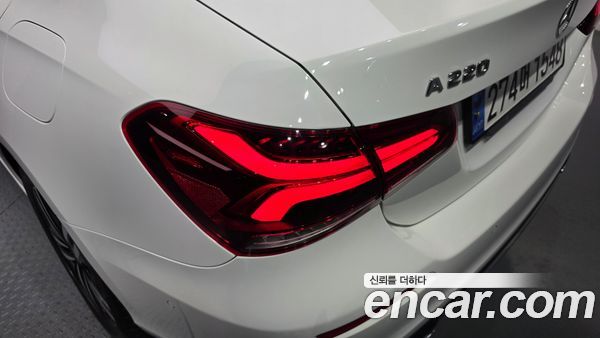 Mercedes-Benz A-Class 2022, фото 9