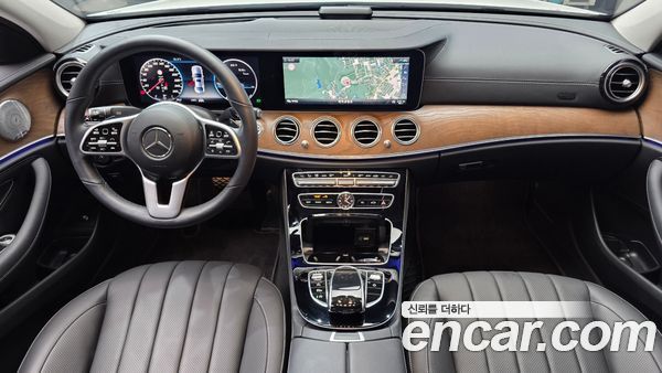 Mercedes-Benz E-Class 2020, фото 10