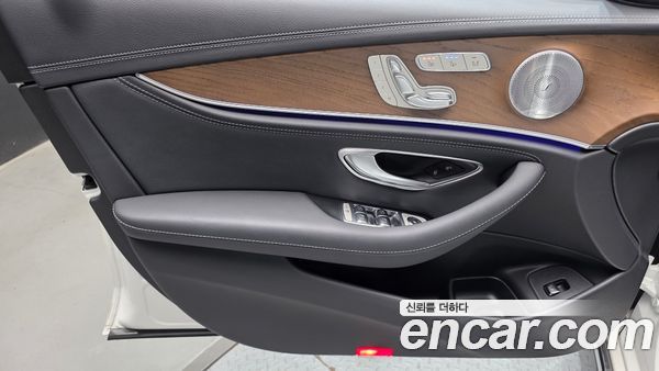 Mercedes-Benz E-Class 2020, фото 14
