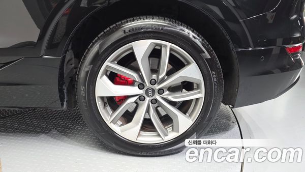 Audi e-tron 2022, фото 4