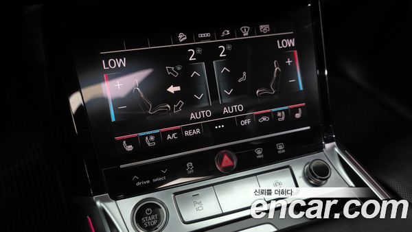 Audi e-tron 2022, фото 29