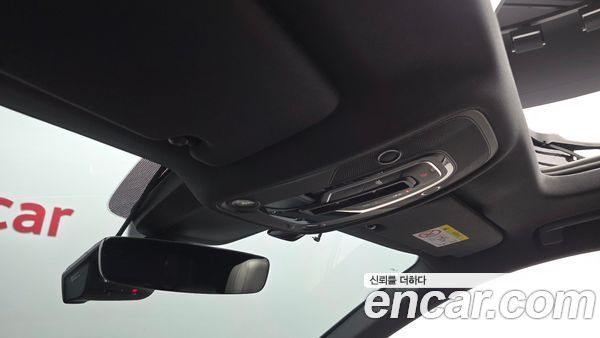 Audi e-tron 2022, фото 30