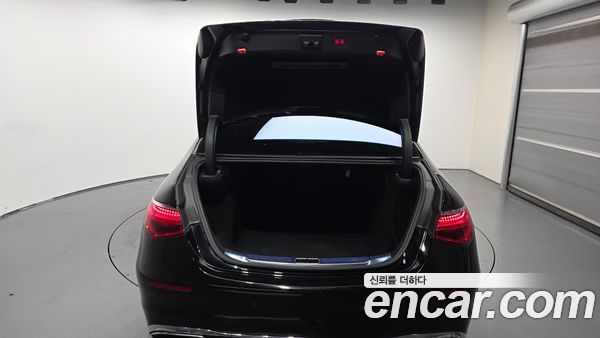 Mercedes-Benz S-Class 2022, фото 25