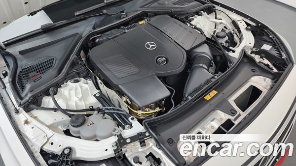 Mercedes-Benz E-Class 2026, фото 5
