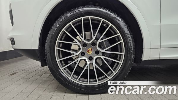 Porsche Cayenne 2021, фото 5