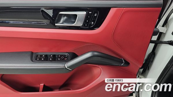 Porsche Cayenne 2021, фото 26