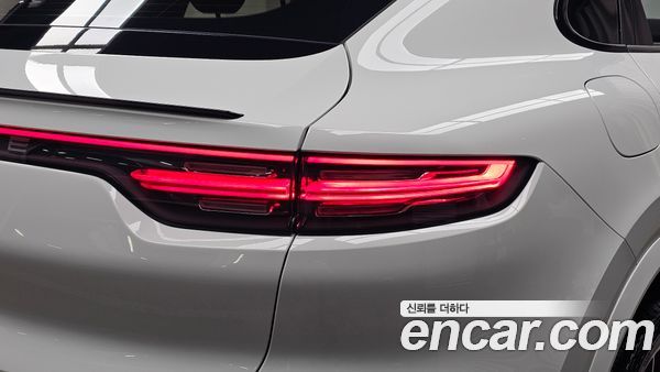 Porsche Cayenne 2021, фото 9