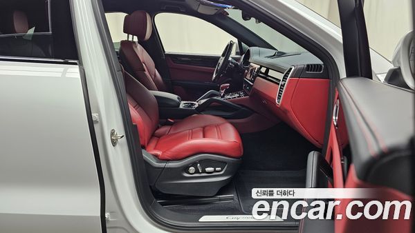 Porsche Cayenne 2021, фото 16