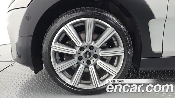 MINI CLUBMAN 2023, фото 4