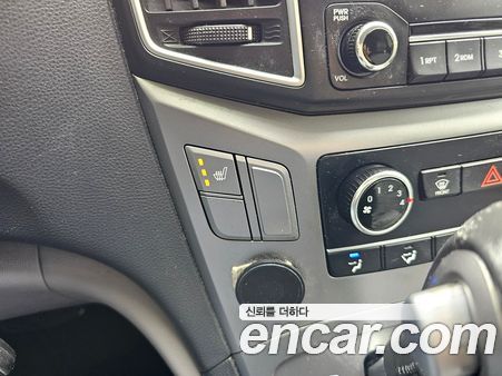 Hyundai Grand Starex 2021, фото 17