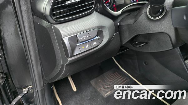 Hyundai Veloster 2021, фото 24