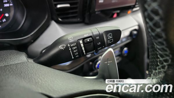 Hyundai Veloster 2021, фото 26