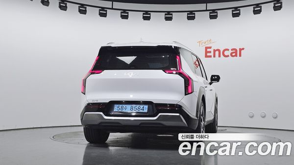 Kia EV9 2024, фото 4