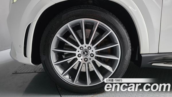 Mercedes-Benz GLE 2023, фото 5