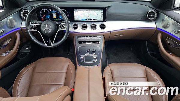 Mercedes-Benz E-Class 2021, фото 7