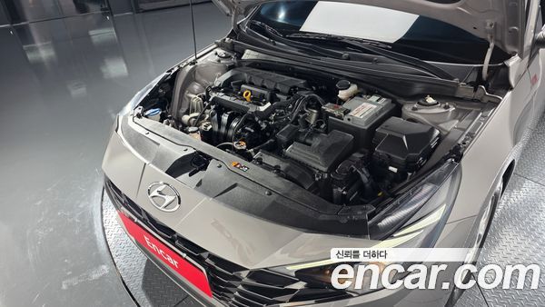Hyundai Elantra 2021, фото 5