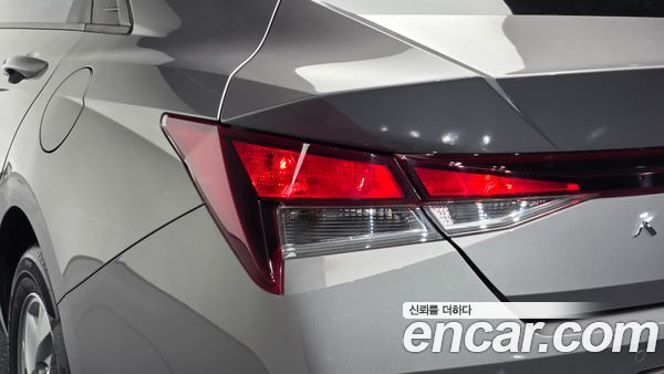 Hyundai Elantra 2021, фото 8