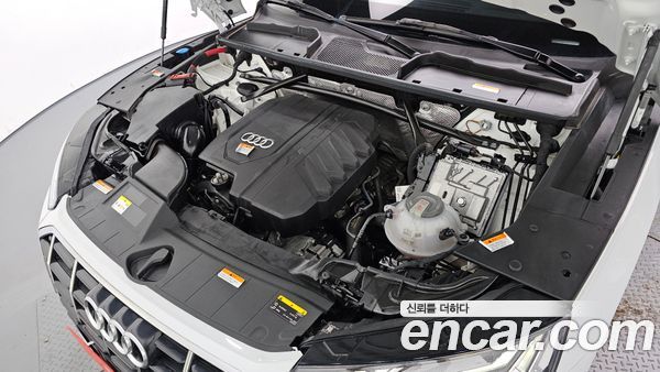 Audi Q5 2022, фото 6