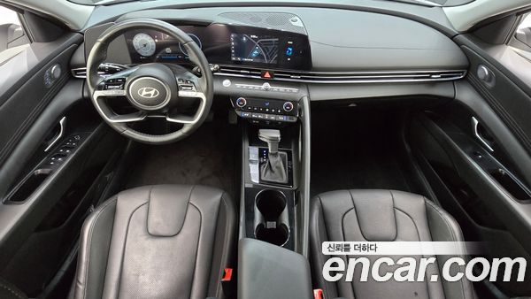 Hyundai Elantra 2025, фото 10
