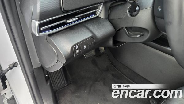Hyundai Elantra 2025, фото 24