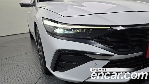 Hyundai Elantra 2025, фото 8