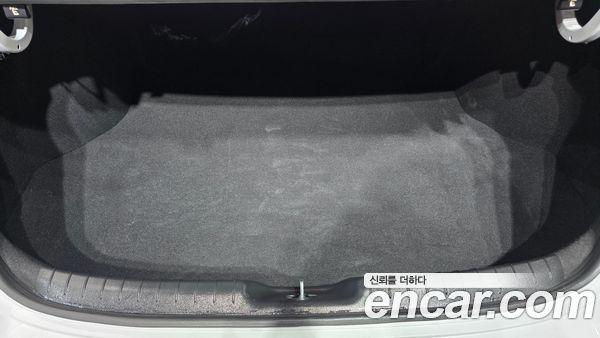 Hyundai Elantra 2025, фото 34