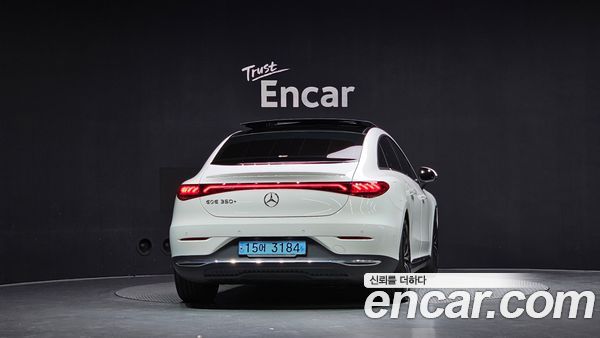 Mercedes-Benz EQE 2022, фото 4