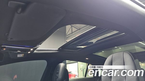 Mercedes-Benz EQE 2022, фото 31