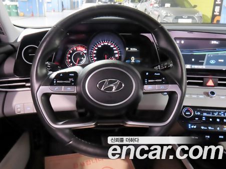 Hyundai Elantra 2021, фото 10
