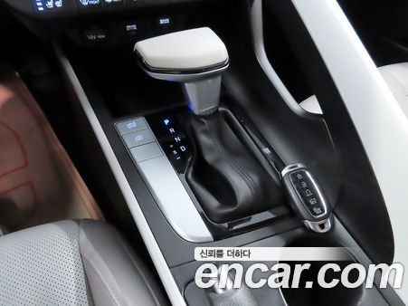 Hyundai Elantra 2021, фото 13