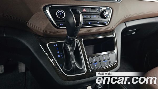 Hyundai Grand Starex 2021, фото 12