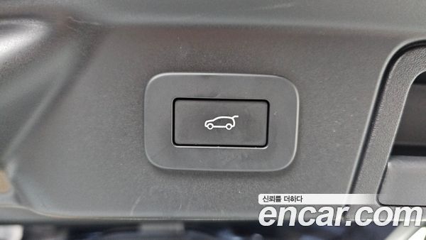 Land Rover Range Rover Velar 2024, фото 20