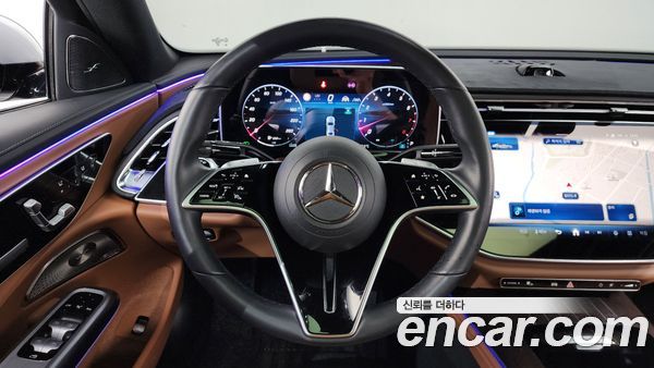 Mercedes-Benz E-Class 2024, фото 18
