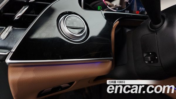 Mercedes-Benz E-Class 2024, фото 29