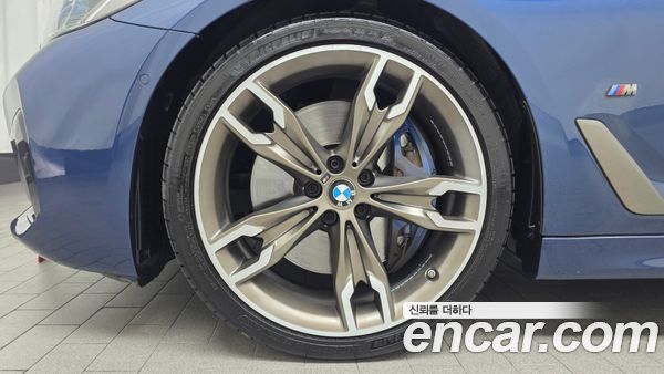 BMW 5 Series 2021, фото 5