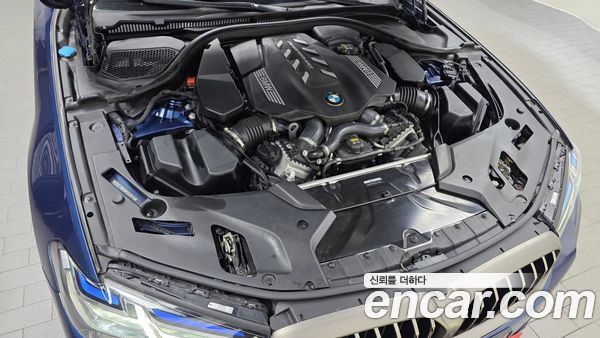 BMW 5 Series 2021, фото 6