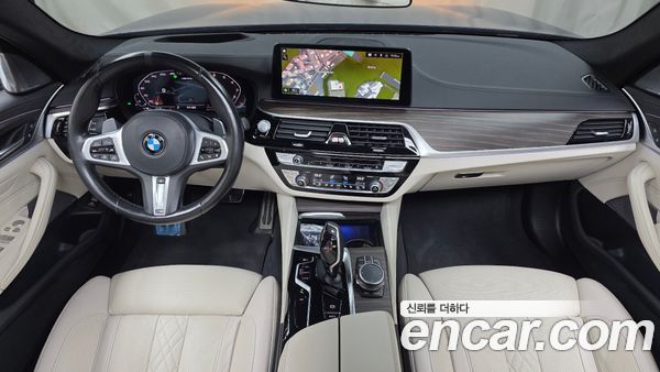 BMW 5 Series 2021, фото 10