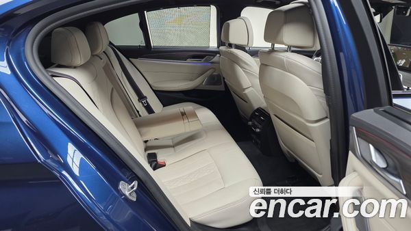 BMW 5 Series 2021, фото 16