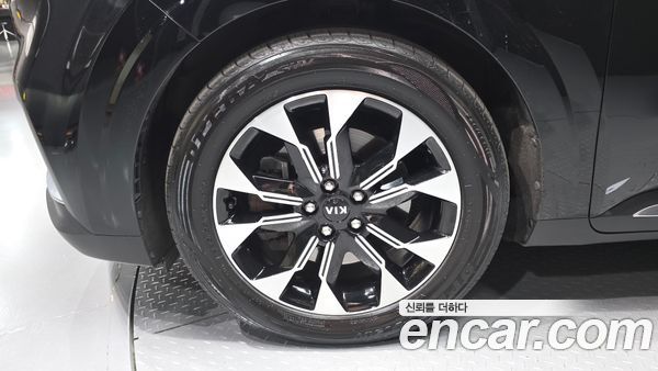 Kia Carnival 2021, фото 5