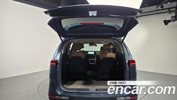 Kia Carnival 2023, фото 24