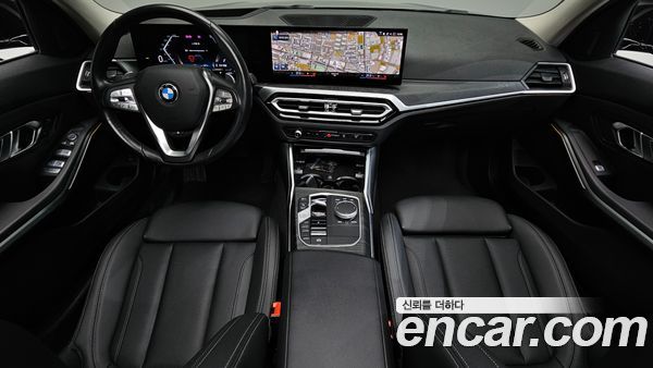 BMW 3 Series 2023, фото 10
