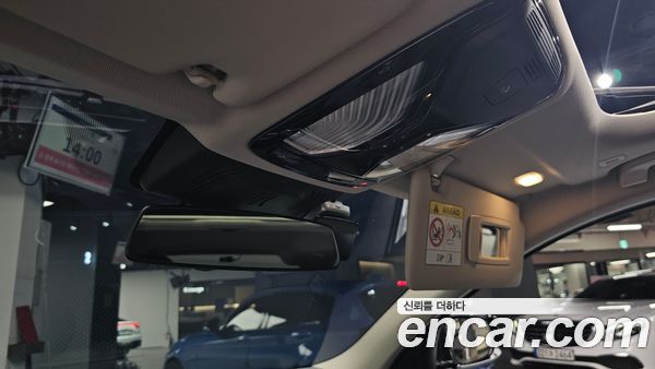BMW 3 Series 2023, фото 32