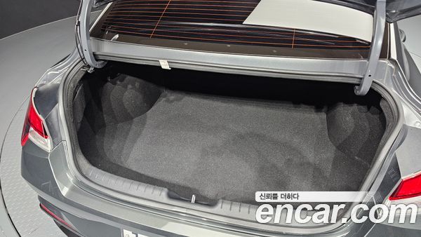 Hyundai Elantra 2021, фото 20