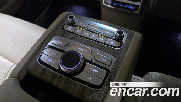 Kia K9 2022, фото 24