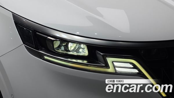 Kia Carnival 2023, фото 8