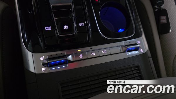Kia Carnival 2023, фото 31