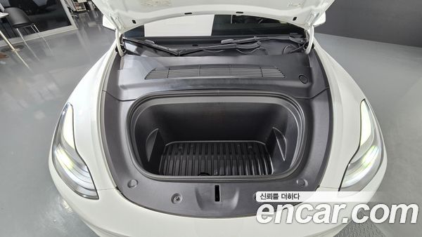Tesla Model Y 2022, фото 5