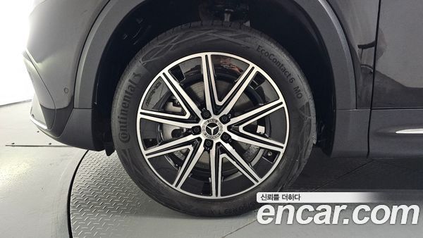 Mercedes-Benz EQB 2025, фото 4